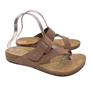 Clarks Artisan | Perri Coast Leather Thong Sandal